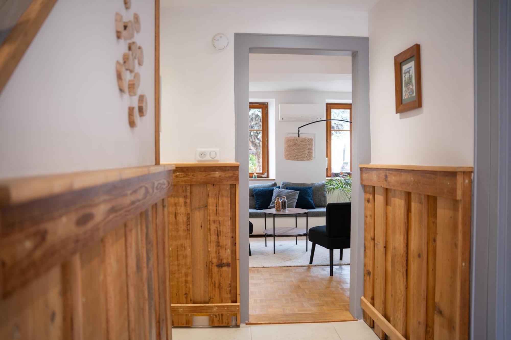 Chambre Pastis Егишем Екстериор снимка