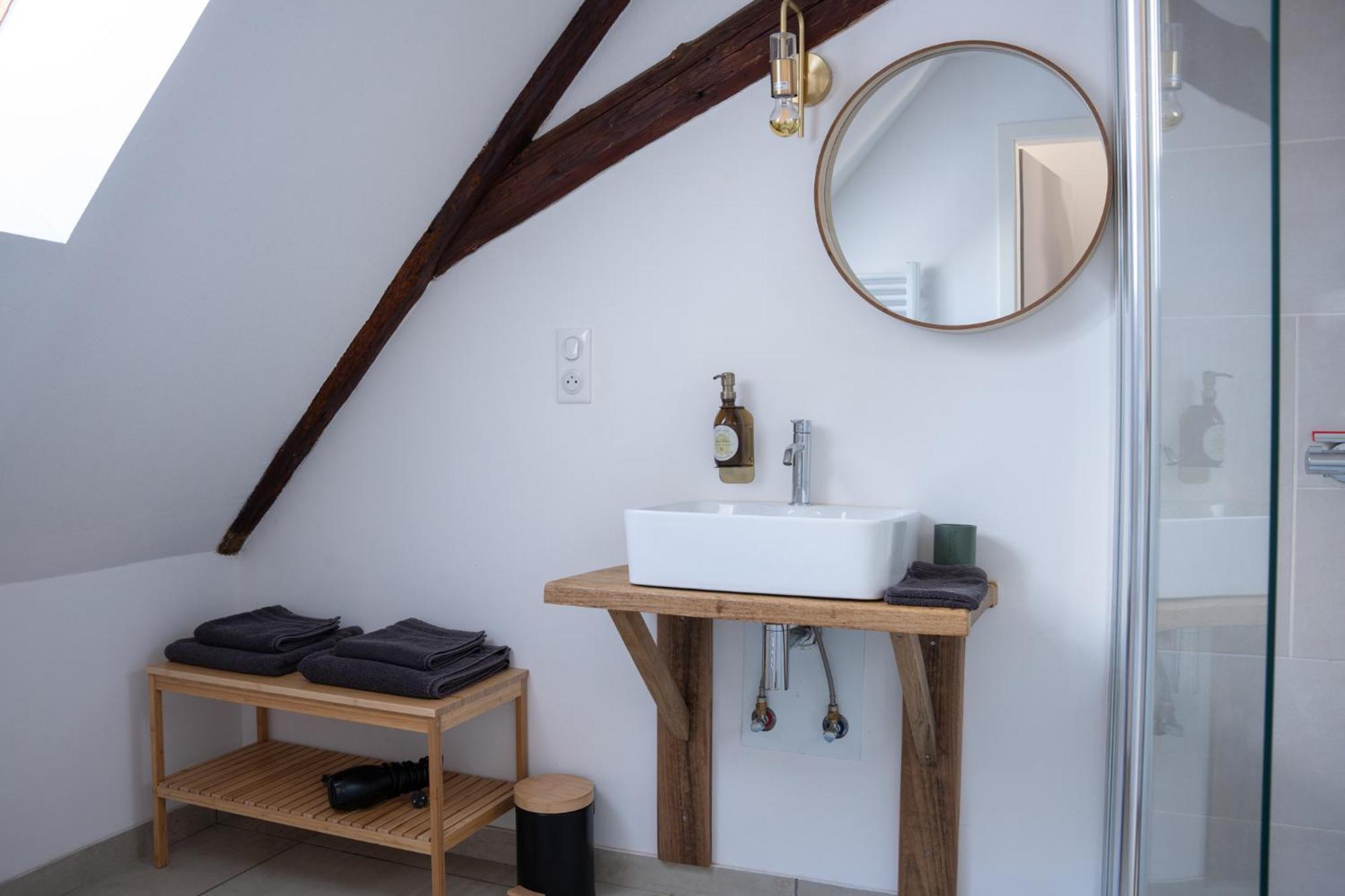 Chambre Pastis Егишем Екстериор снимка