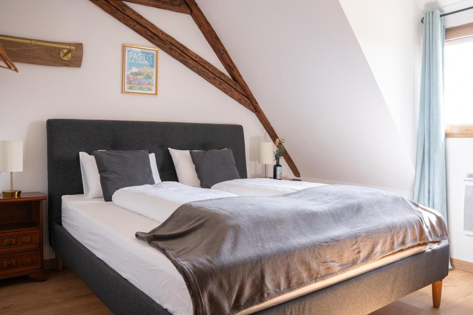 Chambre Pastis Егишем Екстериор снимка